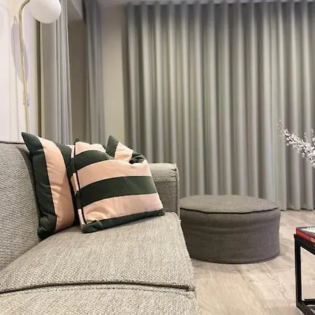 Stylish Large Flat In Perfect Location With Private Balcony And Sea View In 5 Apartment